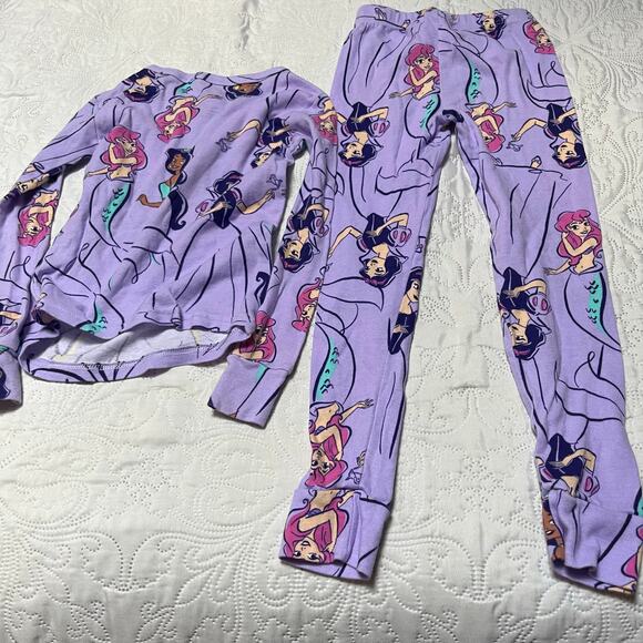 Disney Princess Graphic PJs Size 6 - Picture 3 of 5